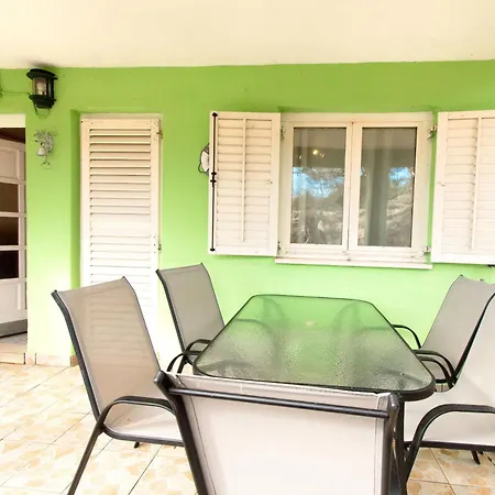 Mirkovic Apartment Marina